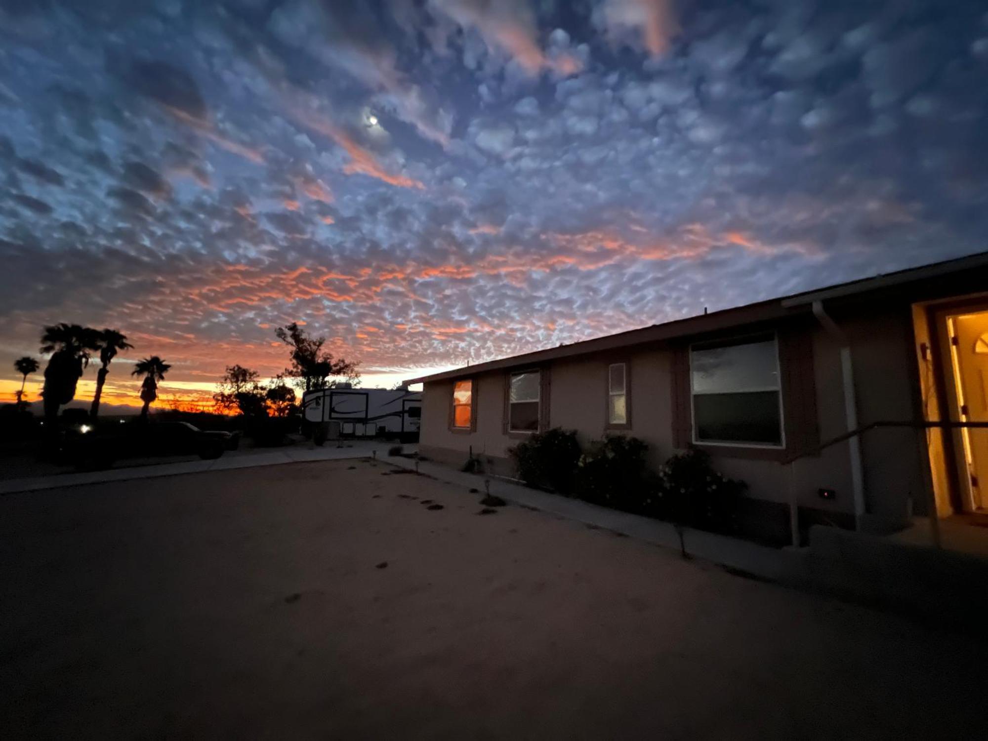 Хостел Bodhi House, Joshua Tree National Park Туентінайн-Палмс Екстер'єр фото